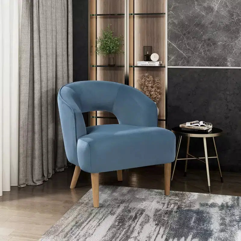 Poltrona moderna a botte rivestita in velluto | Struttura in legno | Capacità 136 kg
