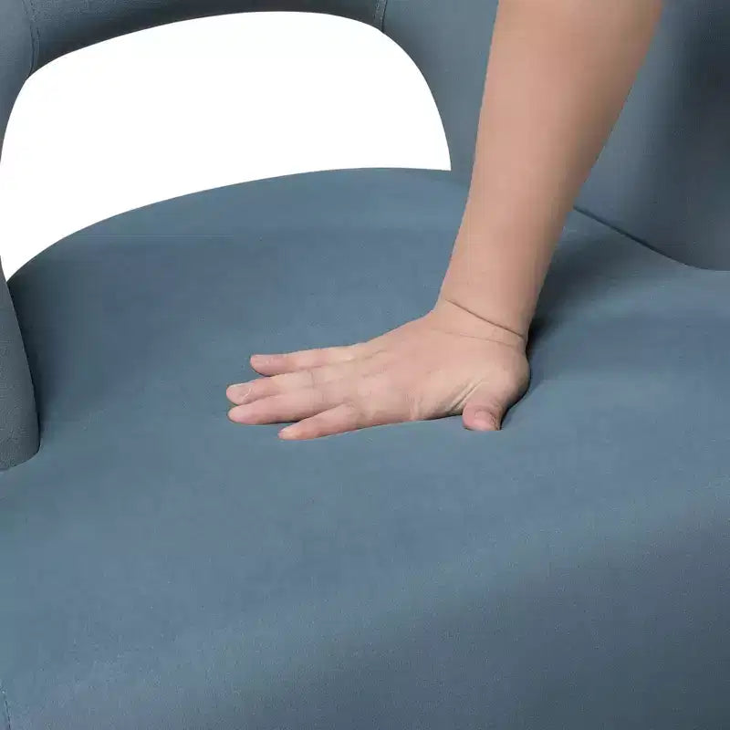 Poltrona moderna a botte rivestita in velluto | Struttura in legno | Capacità 136 kg