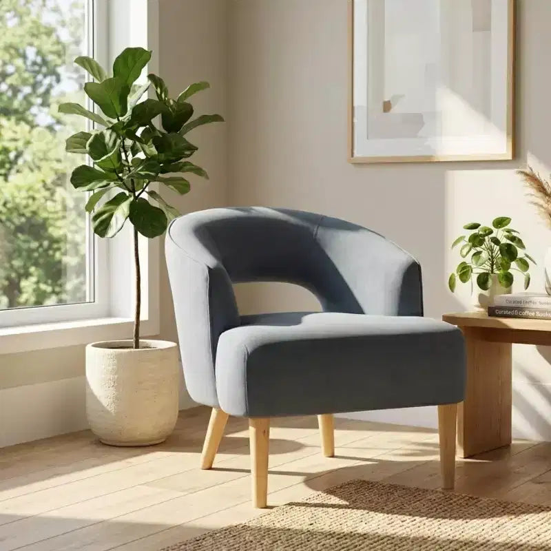 Poltrona moderna a botte rivestita in velluto | Struttura in legno | Capacità 136 kg