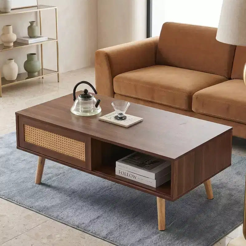 Tavolino da caffè in PE rattan | Porta scorrevole | Gambe in legno massello | Noce | 105 cm