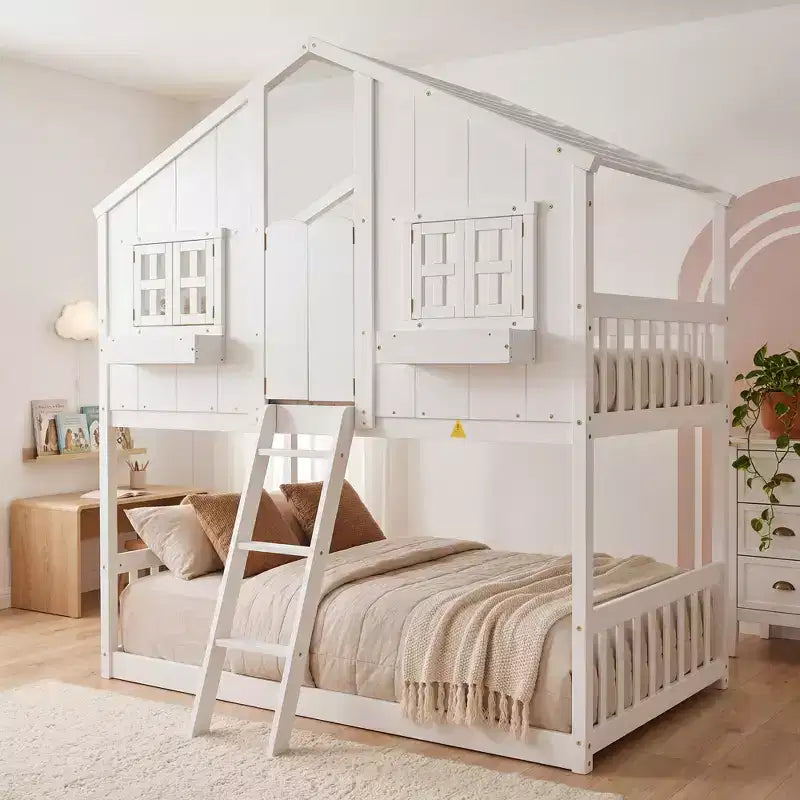 Letto a soppalco a forma di casetta doppia per bambini | Pino massiccio | Ringhiere di protezione e scaletta | Bianco | Non richiede rete a molle