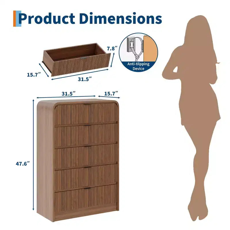 Cassettiera Alta a 5 Cassetti Scanalati con Bordi Arrotondati, Comò Moderno in Legno di Noce, Mobile Contenitore Autoportante per Camera da Letto e Soggiorno